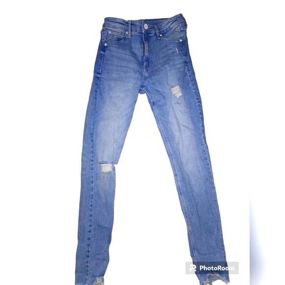 Bershka - Picture 1 of 1